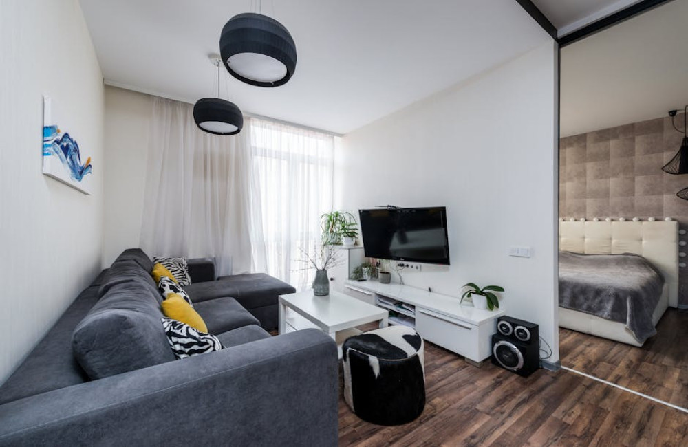 Kleine woonkamer inrichten: zo laat je de ruimte groter lijken